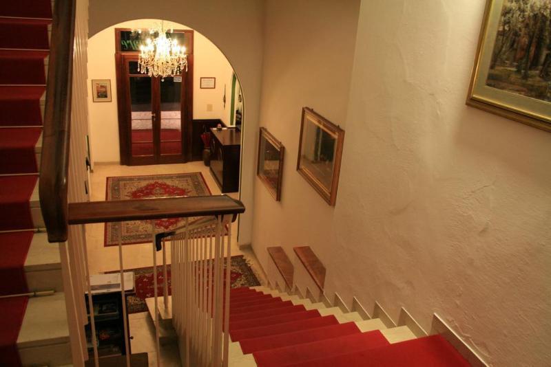فندق هوتل فيرديمير مارينا دي بييتراسانْت المظهر الخارجي الصورة